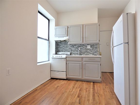 3rd image of 2 Clinton St APT 6C