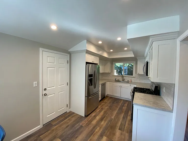 5900 Cahill Ave — Photo 13