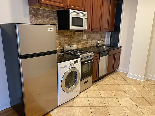 Rented by Corcoran | media 22