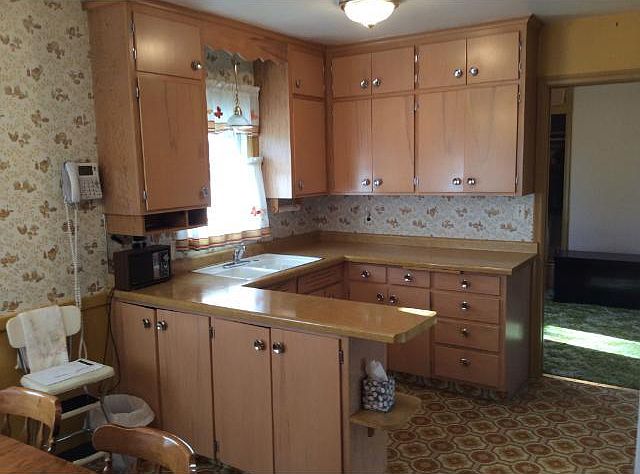 2nd image of 1208 Lark Ave