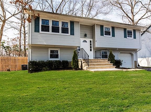 3rd image of 524 Ensign Ave