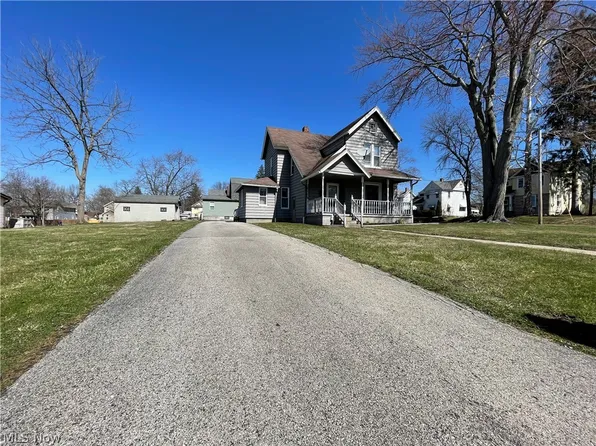 948 Mason St, Niles, OH 44446