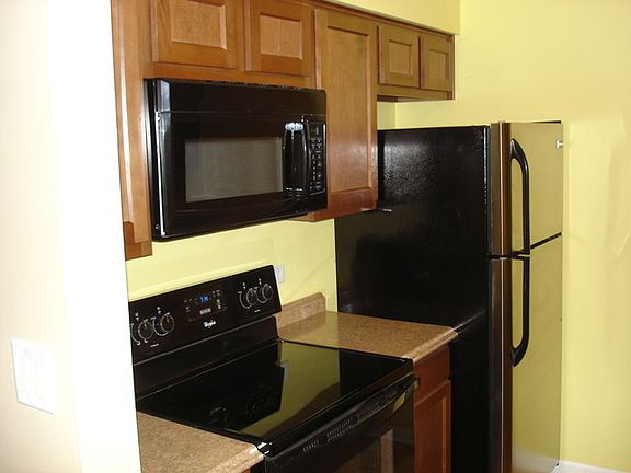 5th image of 6172 Knoll Lane Ct APT 307