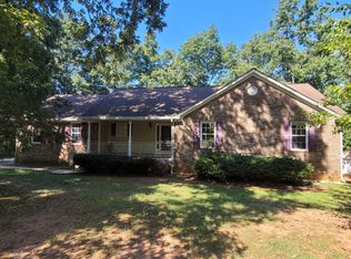 155 Robbens Dr, McDonough, GA 30252