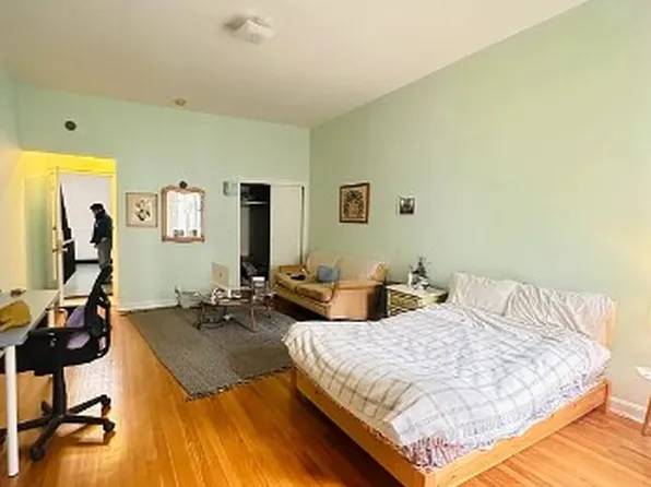 414 East 85th Street image 1 of 6