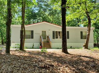 1044 Couthran St, Manning, SC 29102