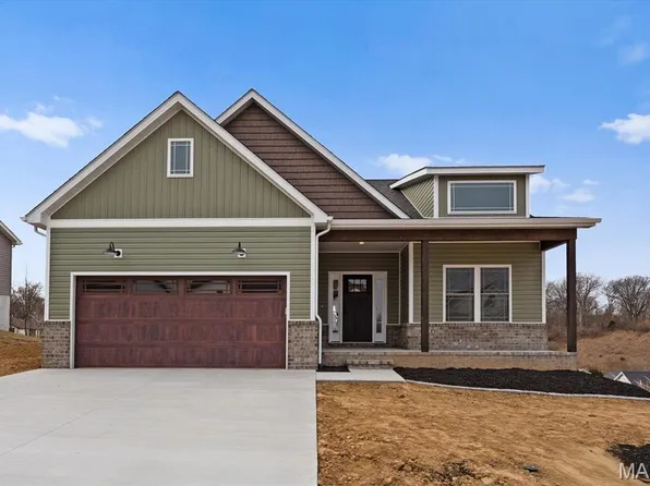 975 Half Moon Ln, Caseyville, IL 62232