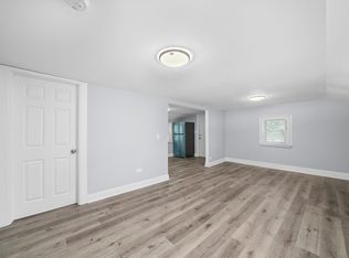 207 Julia St #2, Lemont, IL 60439