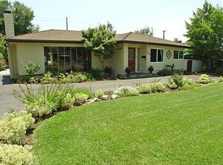 742 Santa Barbara Dr, Claremont, CA 91711