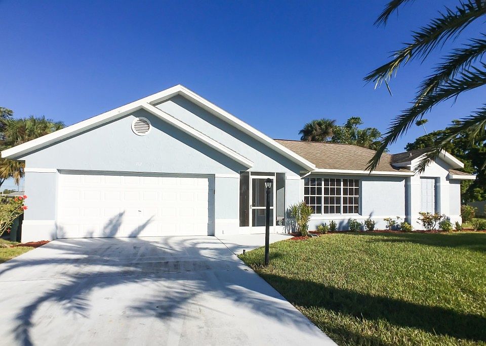 1st image of 707 Arianne Ct
