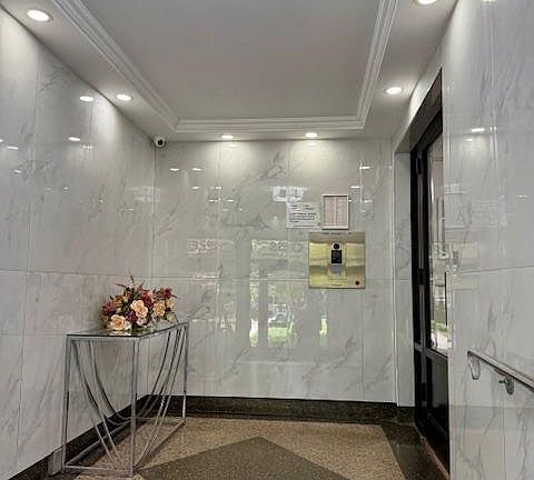 2nd image of 2260 Burnett St APT 3C