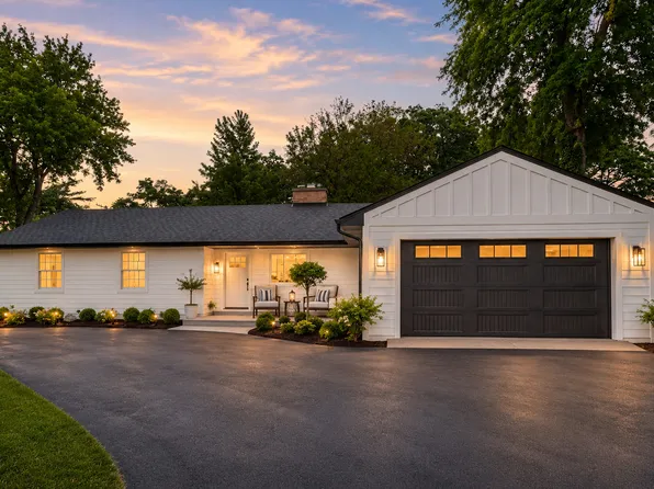 535 N Waukegan Rd, Lake Forest, IL 60045