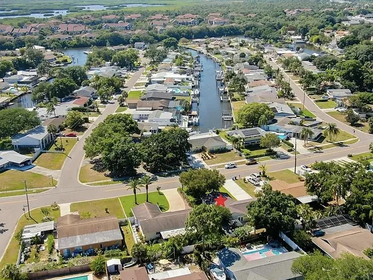 6005 Tampa Shores Blvd — Photo 14