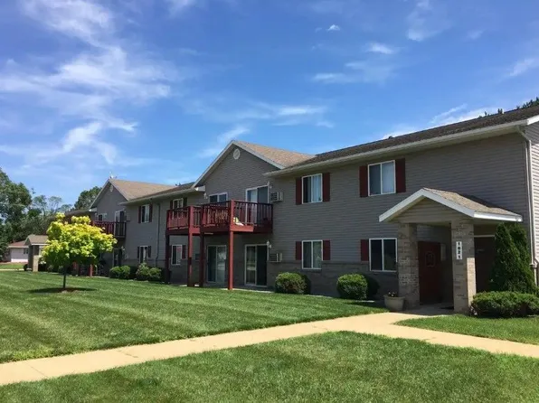 1021 Grandview Ave, 1021 Grandview Ave #104, Tomah, WI 54660