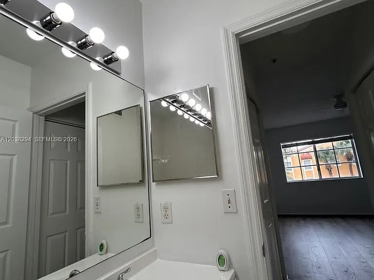 2440 E Preserve Way #303 — Photo 6