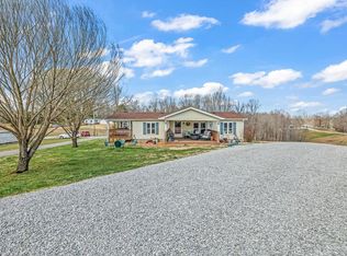 1030 Boles Beaty Rd, Alpine, TN 38543
