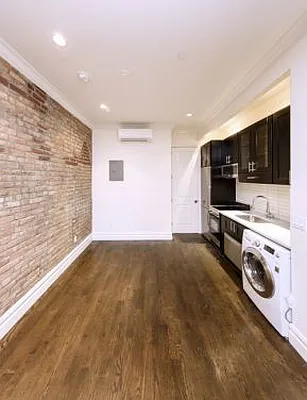 Rented by Icon Realty Management | media 6