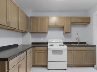 908 Worden St SE, Grand Rapids, MI 49507