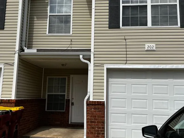 202 Johnson Ct, Crestview, FL 32536