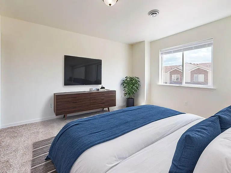 Stanley Point Townhomes — Photo 4