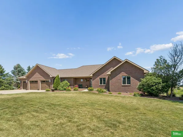 756 18th Rd, West Point, NE 68788