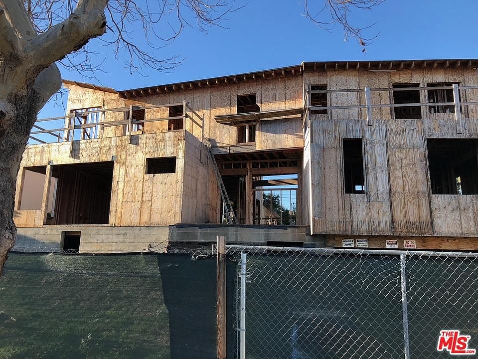 1st image of 16815 Bollinger Dr