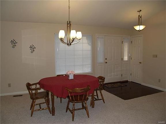 3rd image of 13012 Vinson Ct