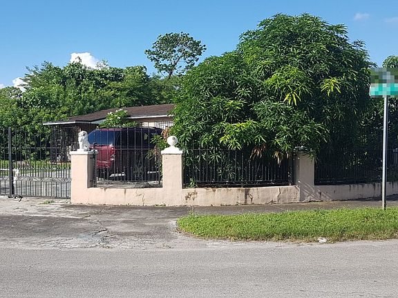 2nd image of 20820 NW 37th Ct