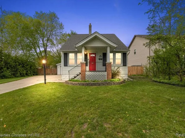30475 Brentwood St, Southfield, MI 48076