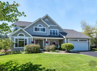 2124 Sisters Ave, Naperville, IL 60564