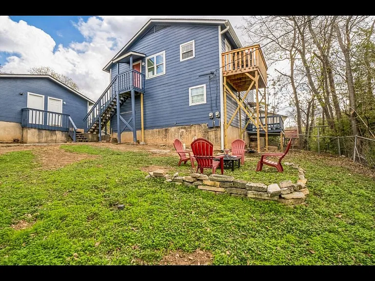 3004 Matador Dr #B — Photo 11
