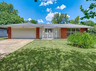 5718 Heatherbloom Dr, Houston, TX 77085