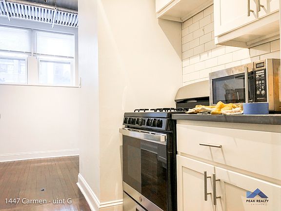 4th image of 1445 W Carmen Ave #4214470