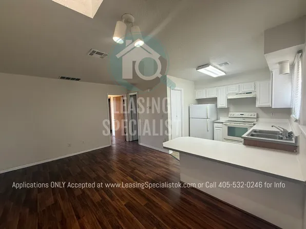 127 W Acres St APT F, Norman, OK 73069