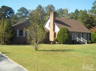 3798 Butler Island Bridge Rd, Roseboro, NC 28382