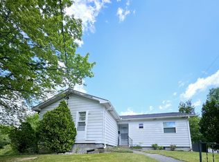301 E Forest Ln, Oak Ridge, TN 37830