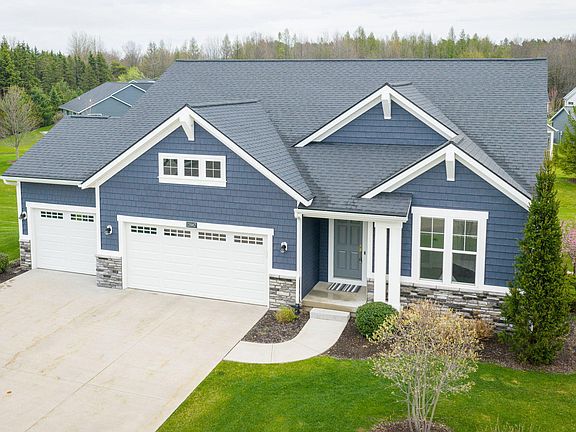 3rd image of 13987 Phoenix Pl
