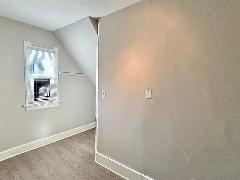 1207 E Kane Pl — Photo 11