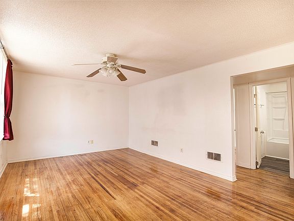 2nd image of 1509 7th Ave NW