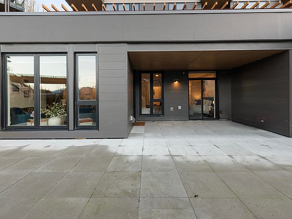 3rd image of 1504 Scott Cres #109