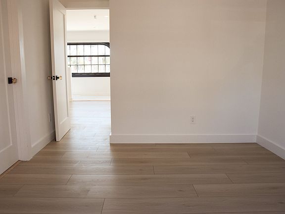 5th image of 317 Ocean Park Blvd #2528