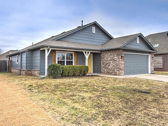 3rd image of 212 Dp Newman Cir