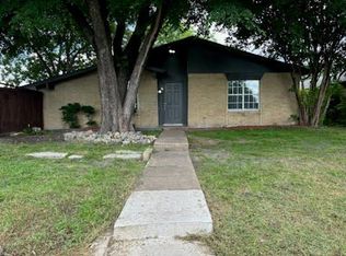 228 Elmwood Dr, Garland, TX 75043