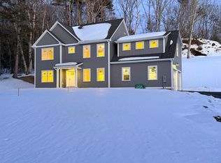 105 Seaverns Bridge Rd, Merrimack, NH 03054