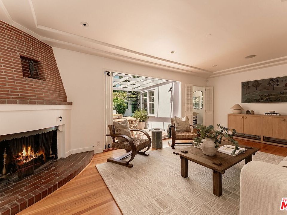 12229 Dunoon Ln, Los Angeles, CA 90049 | MLS #26852199 | Zillow
