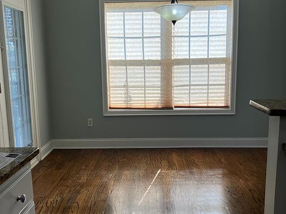 5th image of 2102 Balclutha Ln