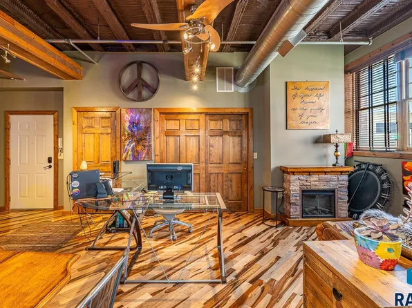 132 S Dakota Ave APT 202, Sioux Falls, SD 57104