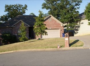 10 Mont Blanc Cv, Maumelle, AR 72113