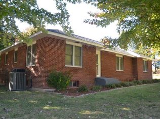 11490 Farm Road 2192, Cassville, MO 65625