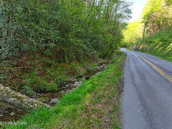 4th image of Cartertown Rd